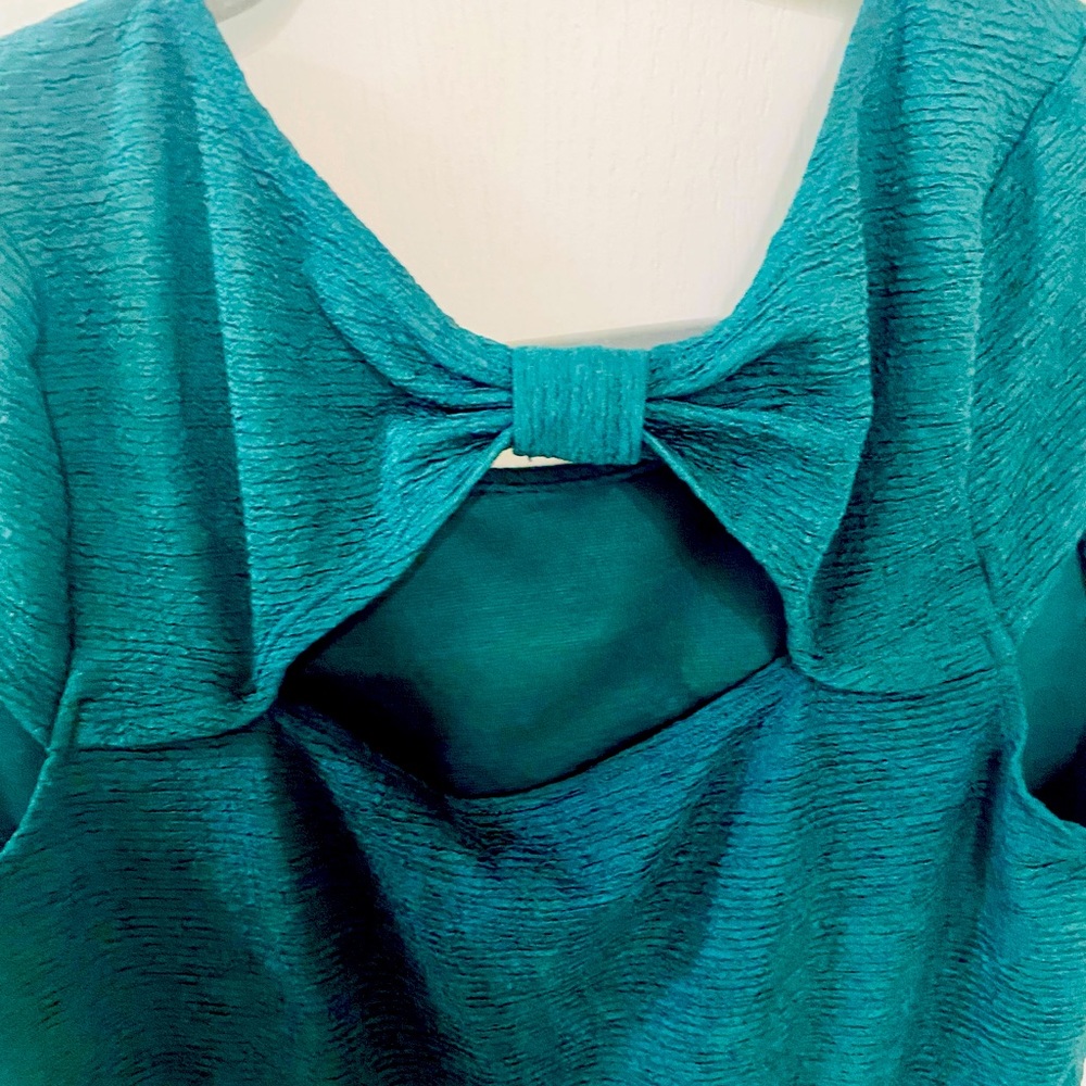 💕Emerald Bow Back Dress